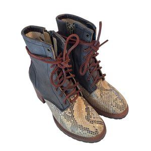 Brand New - Freebird Cavalier Booties Black/Snake Multi - Size 7